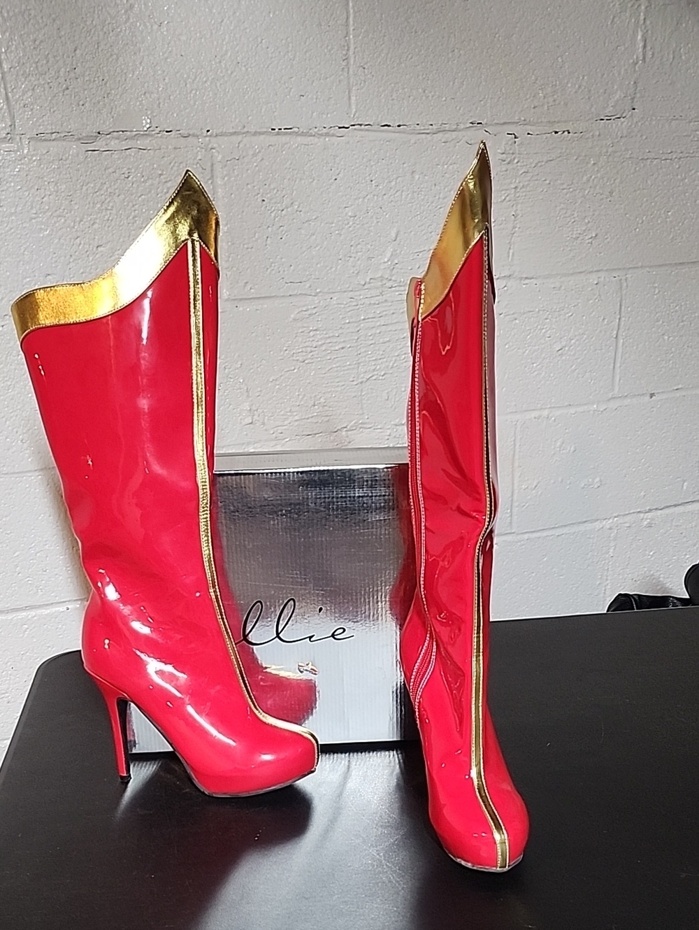 Ellie CometRed/Gold Knee-High Boots